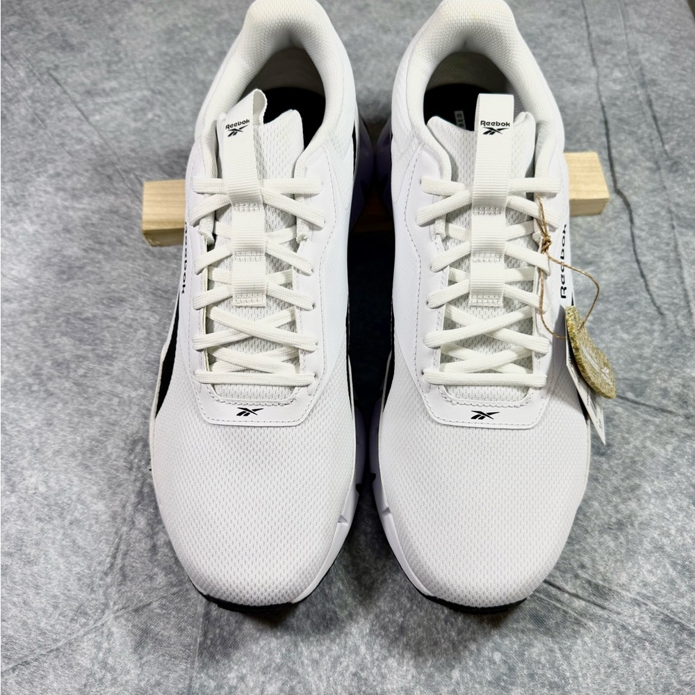 Reebok Men's Zig White and Black Athletic Shoes